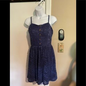 Sleeveless blue dress